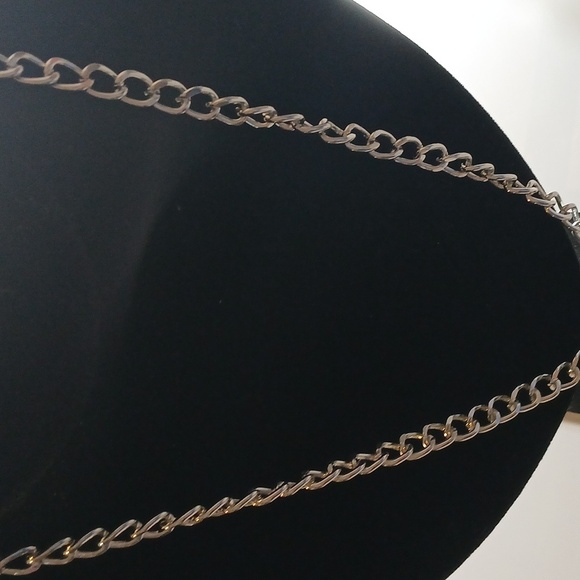 Stainless steel silver plated chain with mushroom charm..we bundle..enjoy - Picture 4 of 5